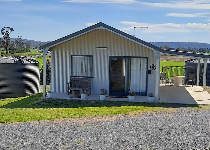 Meander Country Cabins