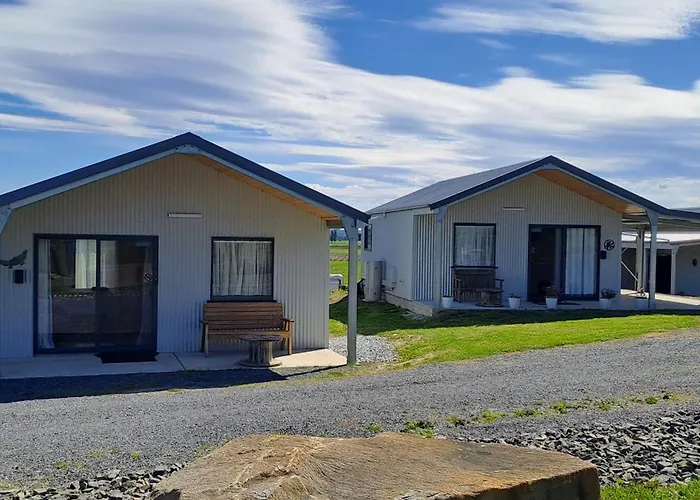 Meander Country Cabins